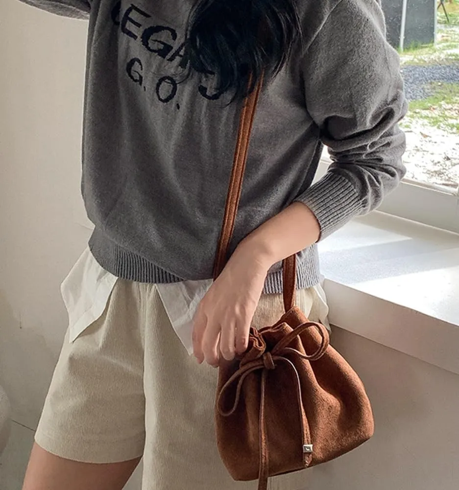 Bucket Bag Mini Suede Tote Bag for Women Drawstring Shoulder Handbag Ruched Crossbody Bag Fall Suede Purse 2024