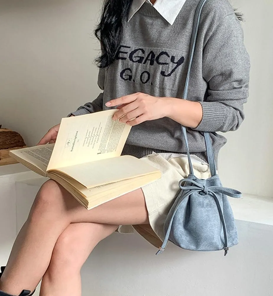 Bucket Bag Mini Suede Tote Bag for Women Drawstring Shoulder Handbag Ruched Crossbody Bag Fall Suede Purse 2024