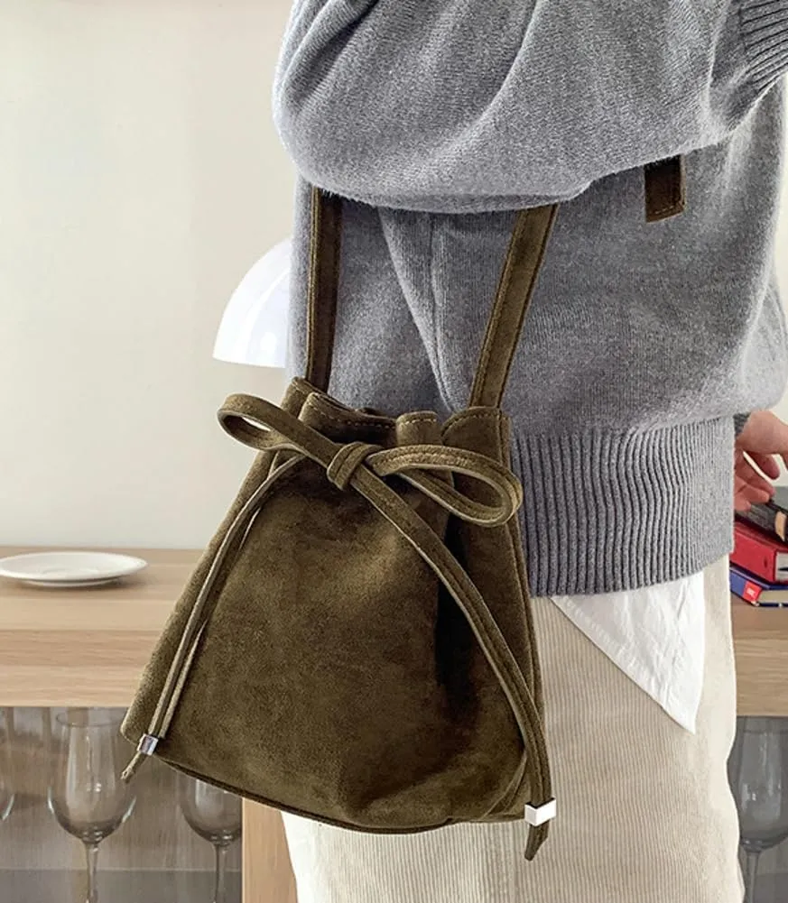 Bucket Bag Mini Suede Tote Bag for Women Drawstring Shoulder Handbag Ruched Crossbody Bag Fall Suede Purse 2024