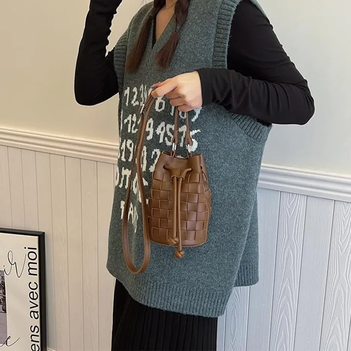 Bucket Bags for Women, Mini Drawstring Hobo Bucket Handbags Tote Crossbody Bag, Small Leather Bucket Purses for Women (Coffee)