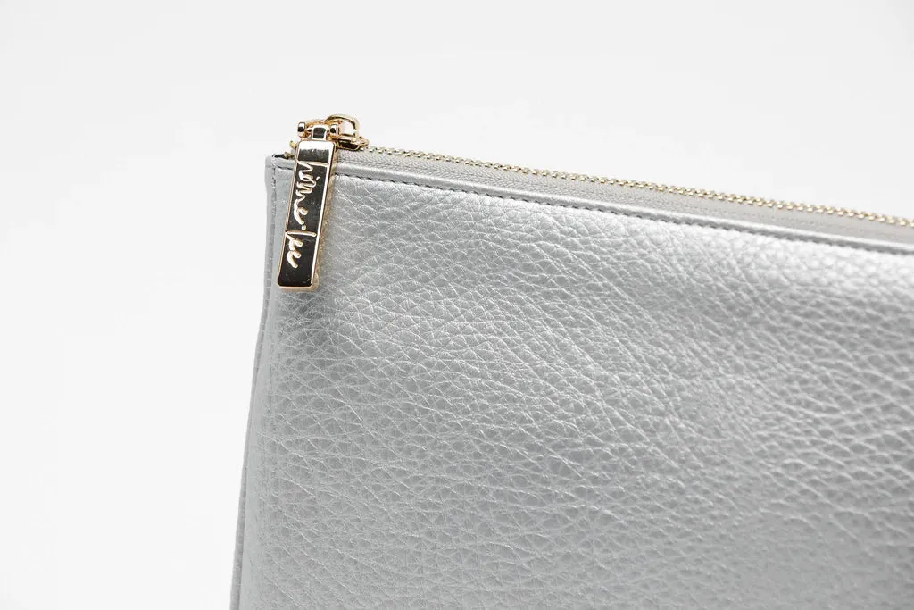 OVERSIZED CLUTCH SILVER