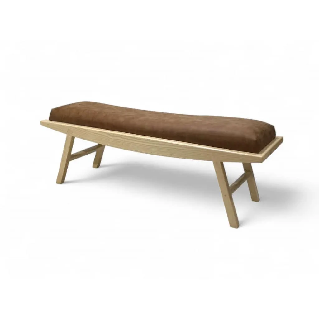 Roger Bench: Perfect for Sleek & Modern Design